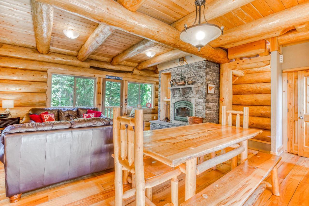Skiing Bear Chalet غوفيرمنت كامب المظهر الخارجي الصورة