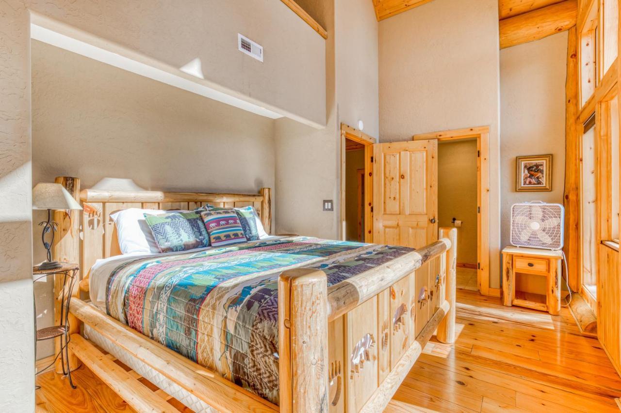 Skiing Bear Chalet غوفيرمنت كامب المظهر الخارجي الصورة